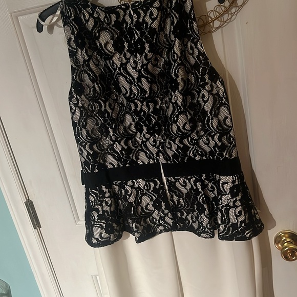 Studio One NY NWT, crème with black lace overlay. Size 12 - Picture 6 of 6